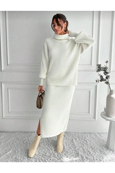 Cockatoo Women's Knitwear Set Turtleneck Sweater + Slit Skirts / Winter Knit Two-Piece Set