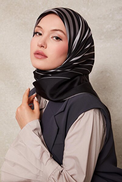 Levidor Black-Smoked Twill Silk Scarf 42