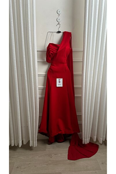 Onila Soft red dress with a shawl
