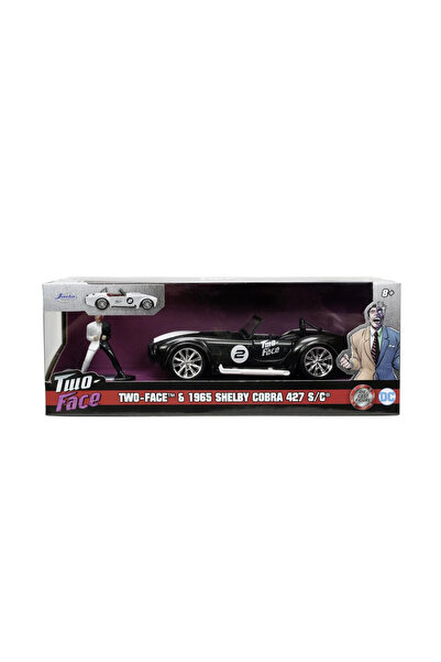 Jada Toys Set Jada Batman Figurină Two-Face și mașină Shelby Cobra 427 din metal scară 1:32