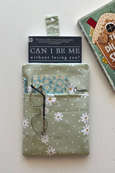 Outlet Çarşım İsme Özel Papatya Desenli Cepli Kitap Kılıfı Kitap Sever Hediyesi