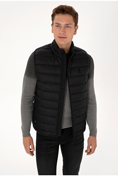 U.S. Polo Assn. U.S. Polo Assn. Basic Fit Fiber-Filled Men's Vest