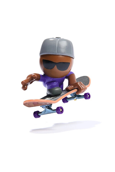 Tech Deck Sk8 Crew Pack - 9.6 cm Board and Figure (Gray Cap)