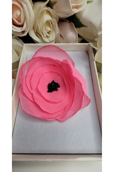 Handmade Brooch – Emerald Bloom