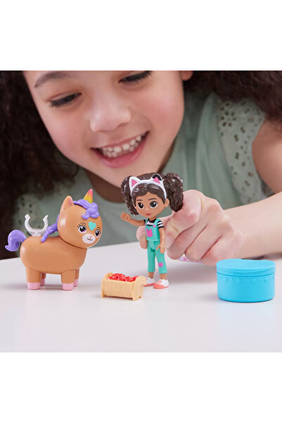 Gabby's Dollhouse Pack - 2 Figures: Gabby and Kico