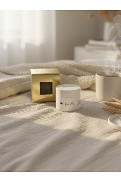 FAV'Or -Choose the best for you body FAV'Or - GIFT SET CERAMIDE-PEPTIDE FACIAL CREAM (50ml) & HYALURON+ FACIAL CREAM (50ml)