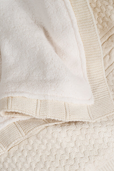 Koza Home Toffy cream stripe knit baby blanket 100x100