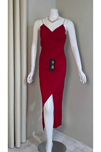 LEVAR "Nariman" dress - the boldness of the red color and the allure of the design
