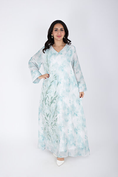 IKKXA جلابية مطرزة بالكريستال بتصميم رقيق