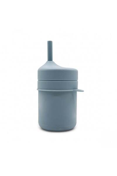 Generic silicone cup with straw