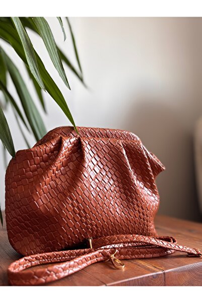 GUELES Trendy Knitted Detailed Soft Leather Hand and Shoulder Bag