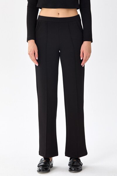 İKİLER Knitted Trousers with piped Elastic Waist Pockets on the Front