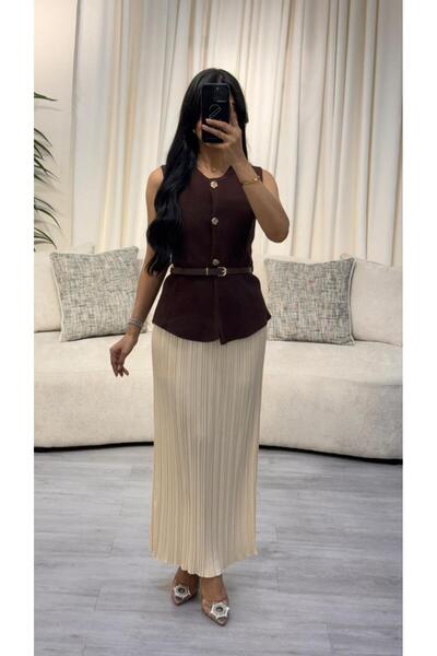 SELSAL Vest and pleated skirt set