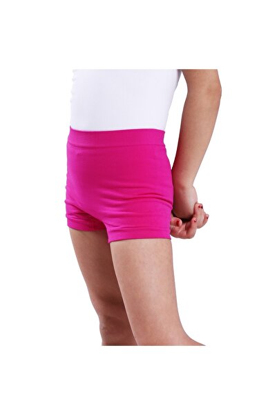 Silvy Girls' hot shorts selfie