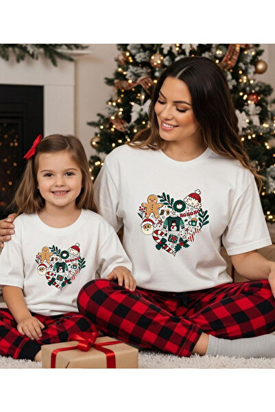 ASELİNDA Heart Detailed Christmas Themed T-Shirt - Family Matching T-Shirt (Add Items to Make a Matching Set)