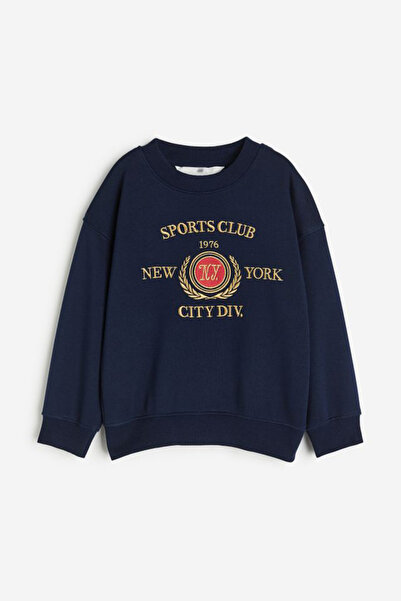 Colorstories Boy's Embroidered Sweatshirt