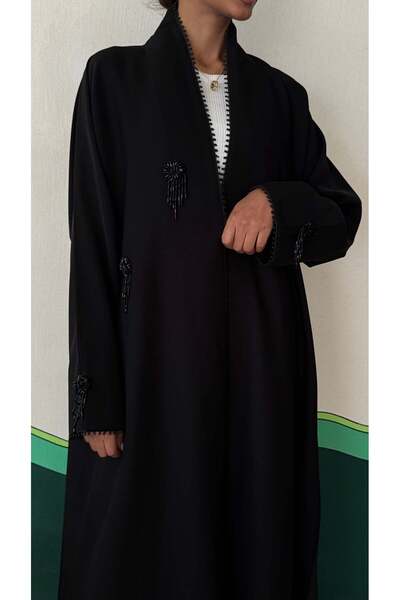 AYA عباية سوداء للعمل من قماش الكوبرا