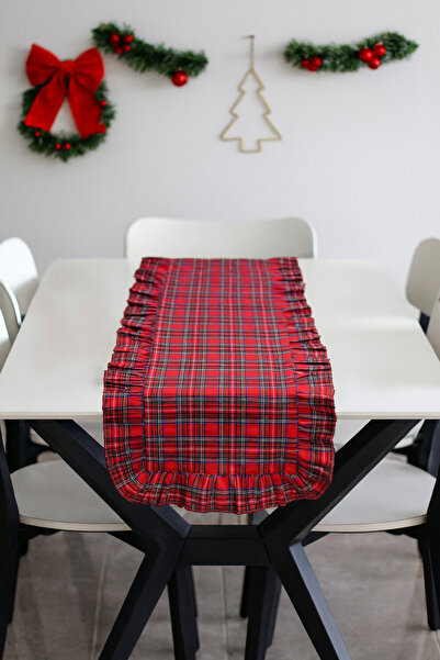 Soft Kare Red Ruffled Christmas Runner – Stylish Christmas Table Decorative Cover