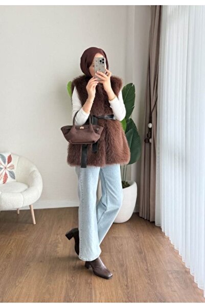 nizzell Women's Long Fur-Looking Belted Vest – Stylish Winter Fur Vest (Cream/Black/Coffee)