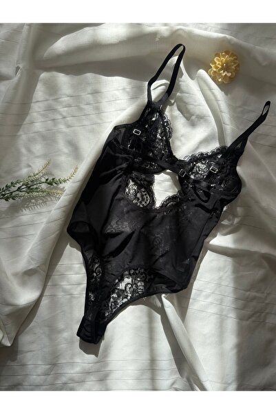 Sweet Love Dantel Detaylı Balenli Çıtçıtlı Bodysuit