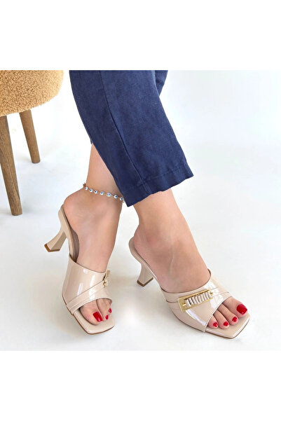 ALFA AKSESUAR 03 Sief bej patent leather high heeled slippers