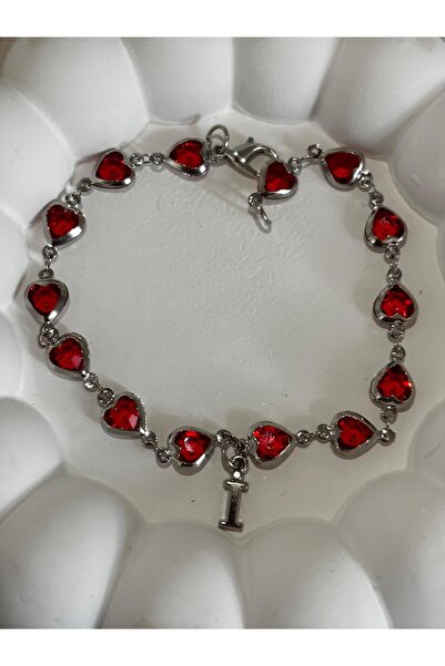 bijoux uniques سوار نسائي بحرف I على شكل قلب أحمر