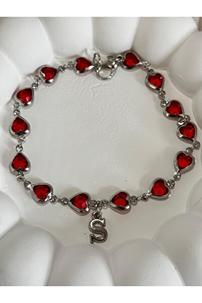 bijoux uniques سوار نسائي بحرف S على شكل قلب أحمر