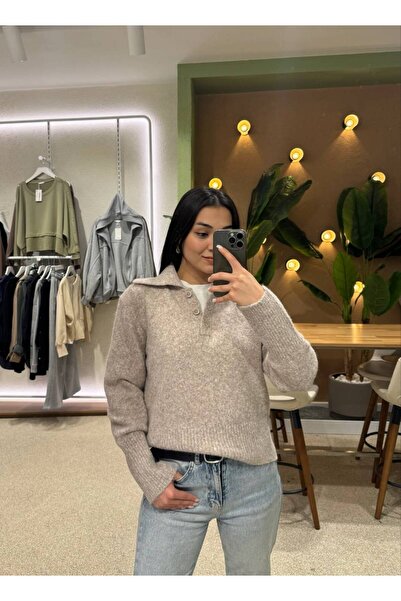 Butik Yakalı Düğme Detaylı Basic Triko Kazak