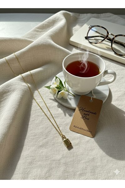 Çağla Accessories قلادة قفل فولاذية