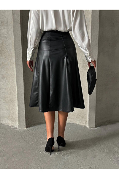 ZENGEZUR MALL Lvsqvr Full Piece Leather Skirt Black H26441 (231055) (Size: S)