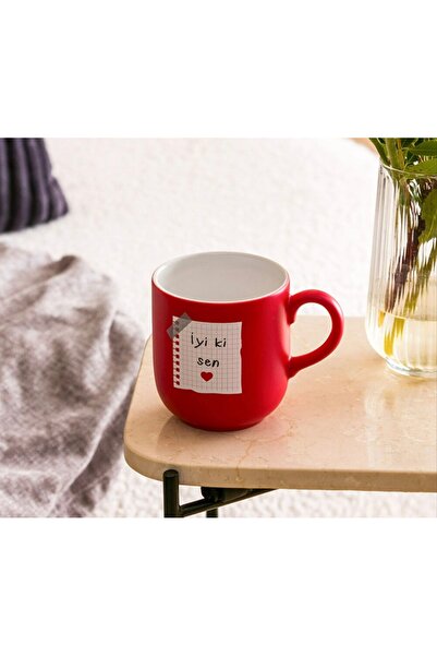 Poyegda İyi ki sen kırmızı kupa