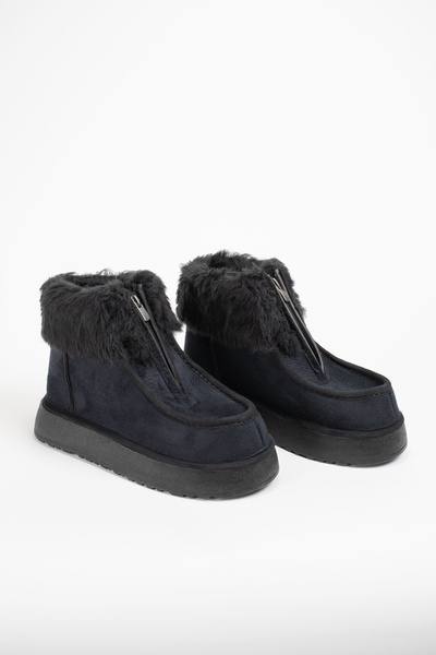 Munshoes Puffy Front Zippered Thick Sole Fur Boots