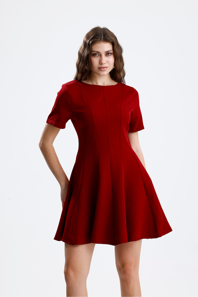 markazzi Women's Burgundy Oval Neck Pleated Dress