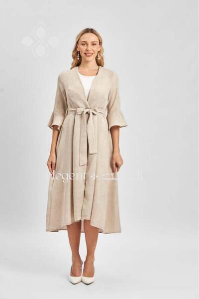 Elegent Elegant midi dress with a soft waist tie and wide sleeves
