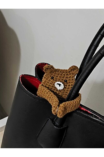 Momsada تعليقة حقيبة / دمية دب كروشيه لسماعات ايربودز - تعليقة حقيبة على شكل دب أميجورومي / زينة حقيبة محبوكة يدويًا