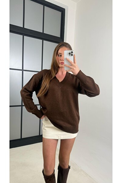 Gaus Bitter Brown V-Neck Knit Sweater Gaus-00196