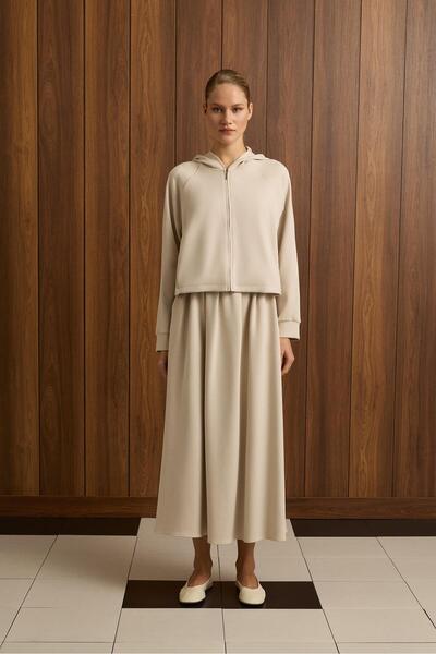 TERZİ DÜKKANI Costum ANKA cu fustă BEJ