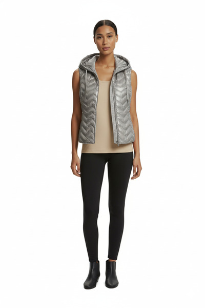 ON Hooded Puffer Vest