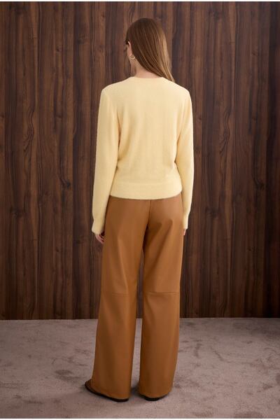 HEQA Thin Fleece Basic Sweater Soft Yellow