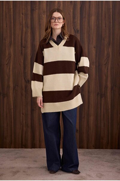 HEQA Striped V-Neck Sweater Bone-Brown