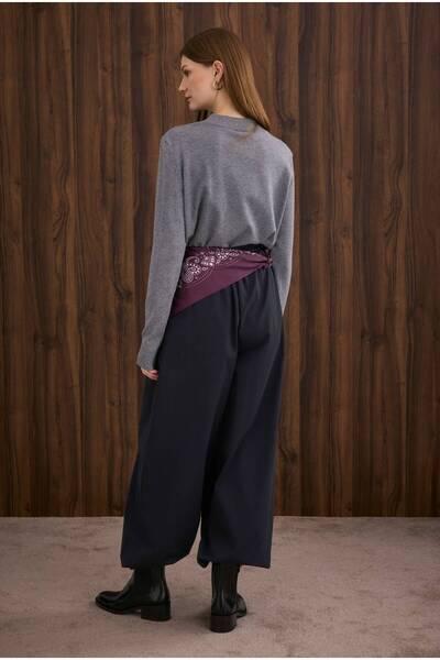 HEQA Basic Sweater Gray