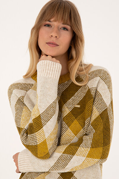 U.S. Polo Assn. Women's Cream Crew Neck Sweater 50308923-Vr256