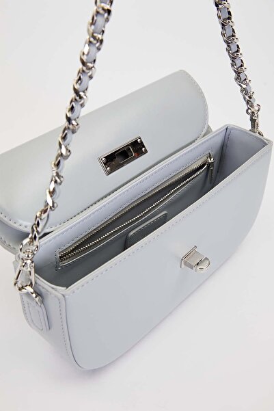 Levidor A.Blue Silver Lock Detailed Shoulder Bag