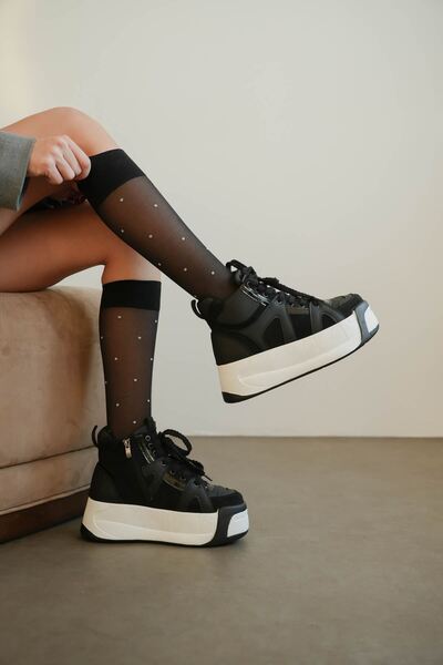 MODAADAM Women's Doren Thick Soled Sports Boots - Black