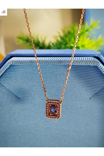 Generic Chain with pendant