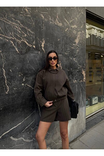 ossons Minimal Striped Oversized Fit Shorts Two-Piece Set