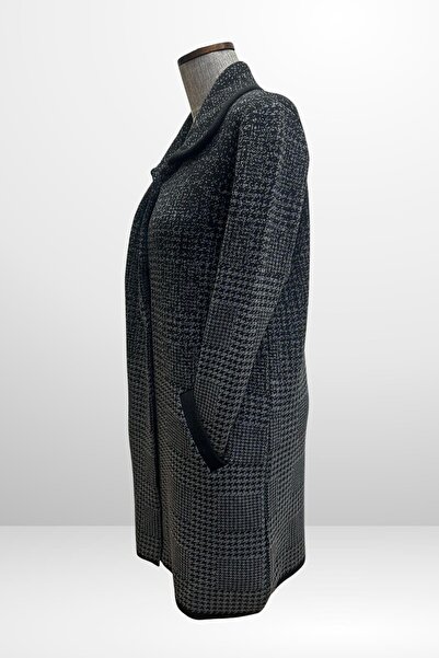 By Saygı Women's Buttoned Front Houndstooth Patterned Large Size Knitwear Coat with Pockets
