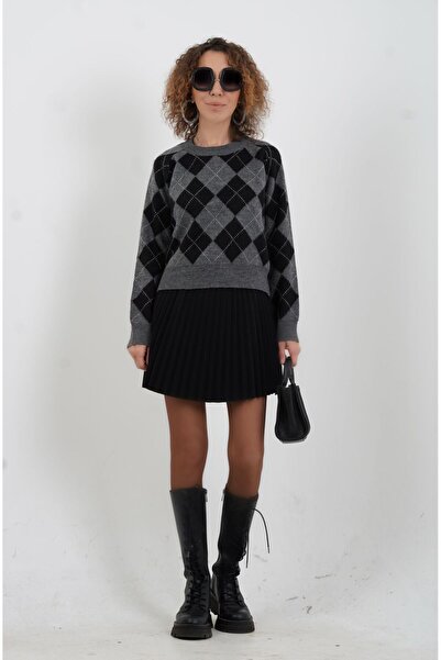 Zelish My Sister Smoked Diamond Patterned Sweater