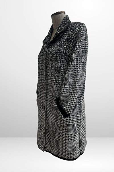 By Saygı Women's Buttoned Front Houndstooth Patterned Large Size Knitwear Coat with Pockets