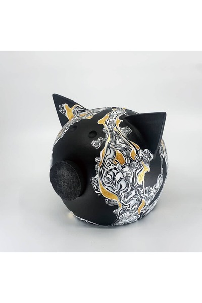 GOLDEN PIGS GoldenPigs, Colecția 1 din 1 - FLOWING GOLD de Teodora Bustan @bu...